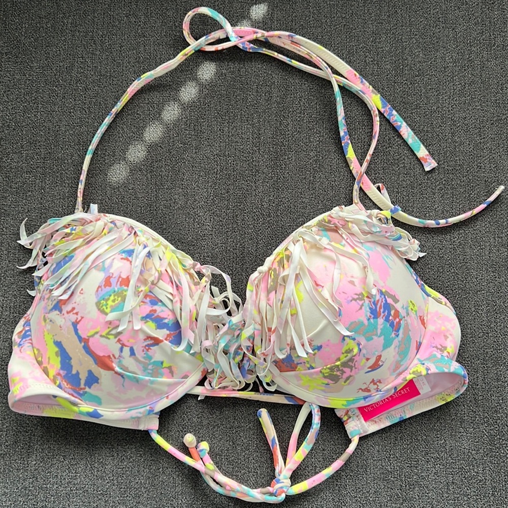 Victoria’s Secret Bikini Top